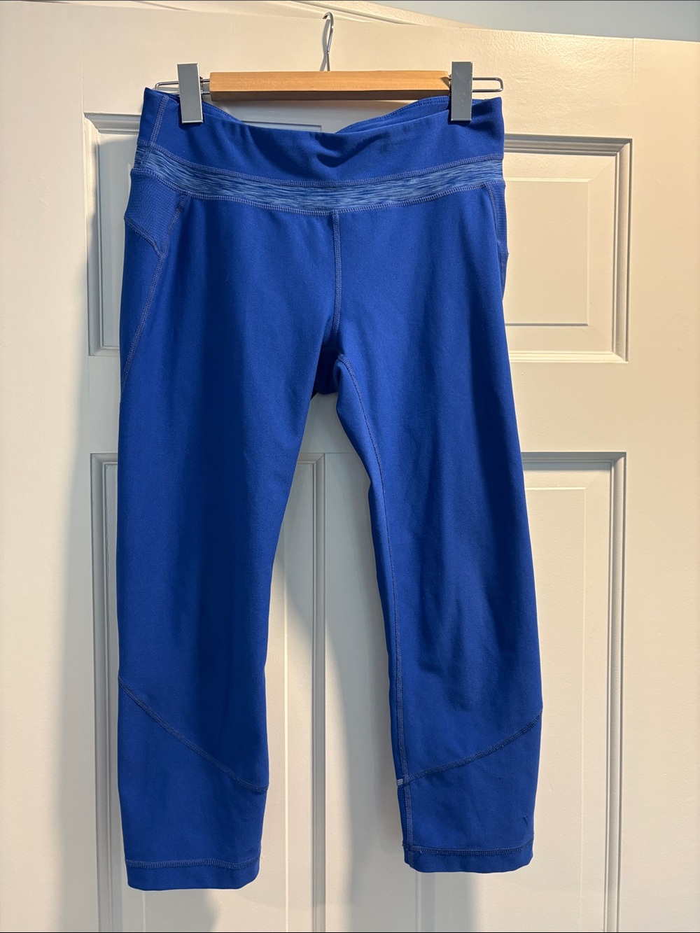 Talbots Royal Blue Capri Leggings